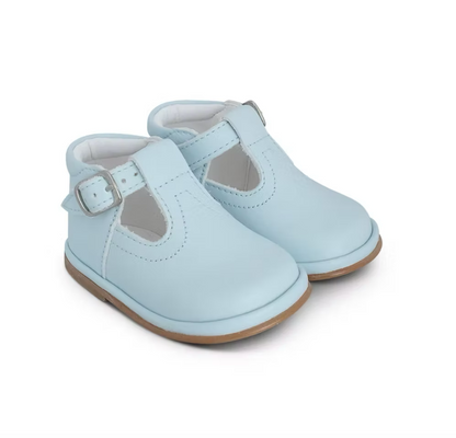 Fofito Oren T-Bar Shoes featuring a classic boys T-bar design, padded collar, cushioned insole and breathable leather lining.
