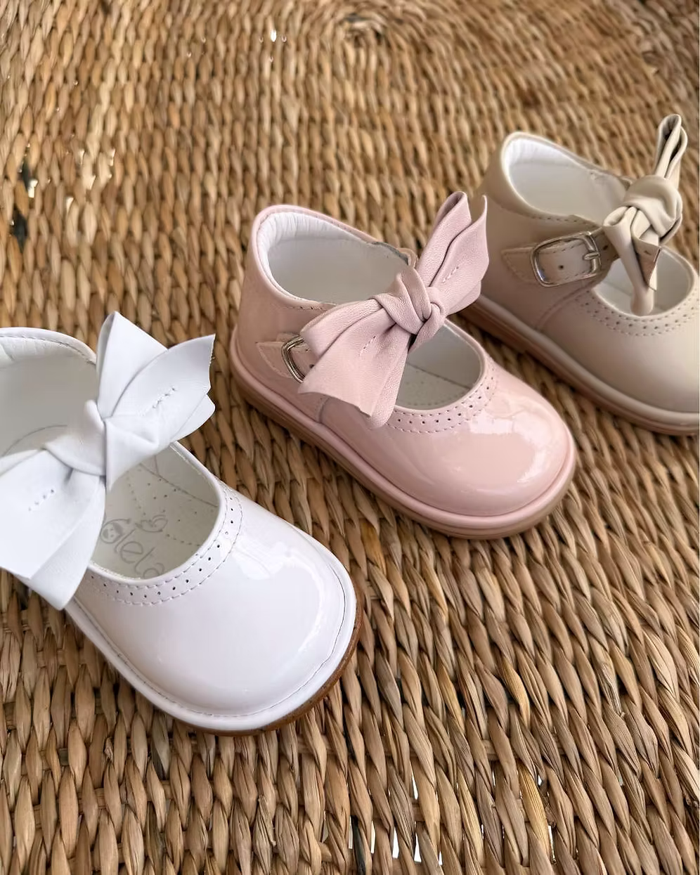 Borboleta Vitoria Shoes featuring leather or patent finish, removable knotted bow, wide G/H fitting and classic traditional styling.